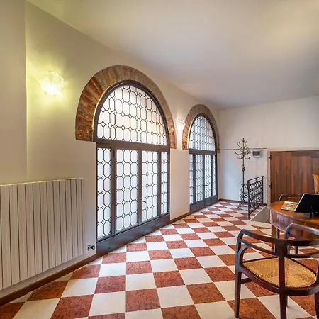 Appartamento Domus Carla With Garden R&r
