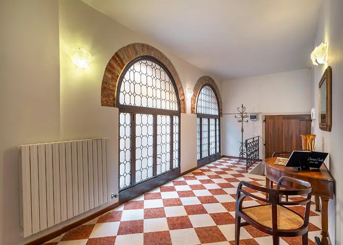 公寓 Domus Carla With Garden R&r