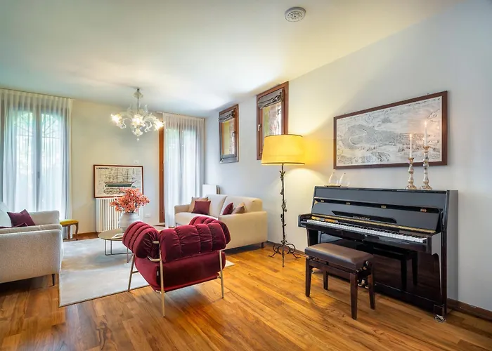 公寓 Domus Carla With Garden R&r *