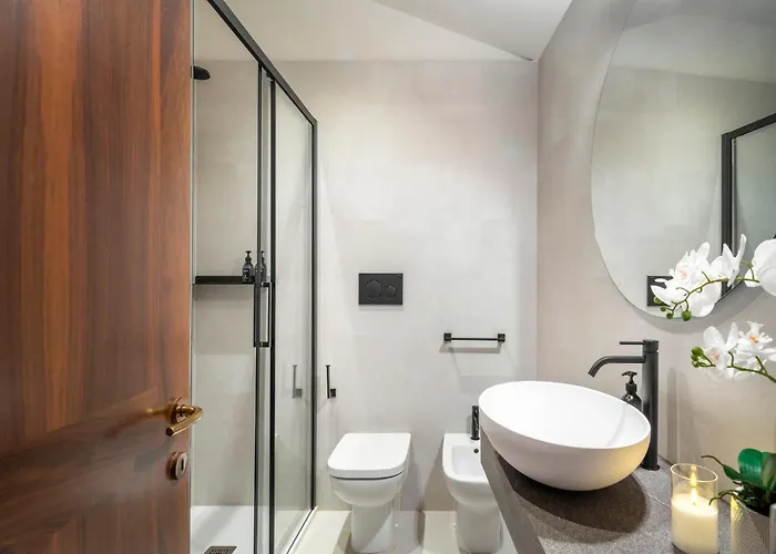 公寓 Domus Carla With Garden R&r *